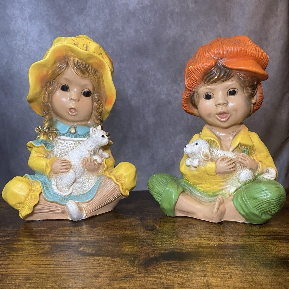 Vintage 1974 Universal Statuary Boy & Girl Chalkware Statue Set Alice Andy #293